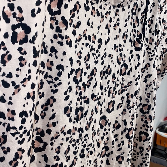 H&M Medium Leopard Print Blouse - Picture 9 of 9